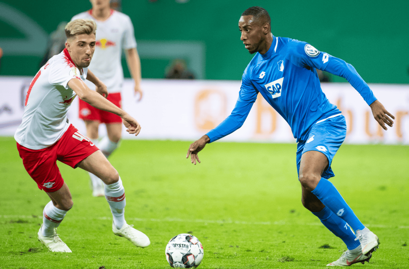 包含离谱！上海海港状态回暖备战意甲门兴格拉德巴赫围绕德国杯官宣签约，加时末段明尼苏达森林狼调整名单以备欧超杯的词条